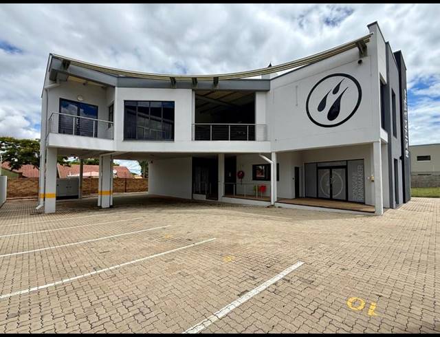 BUSINESS PROPERTY TO RENT IN BENDOR